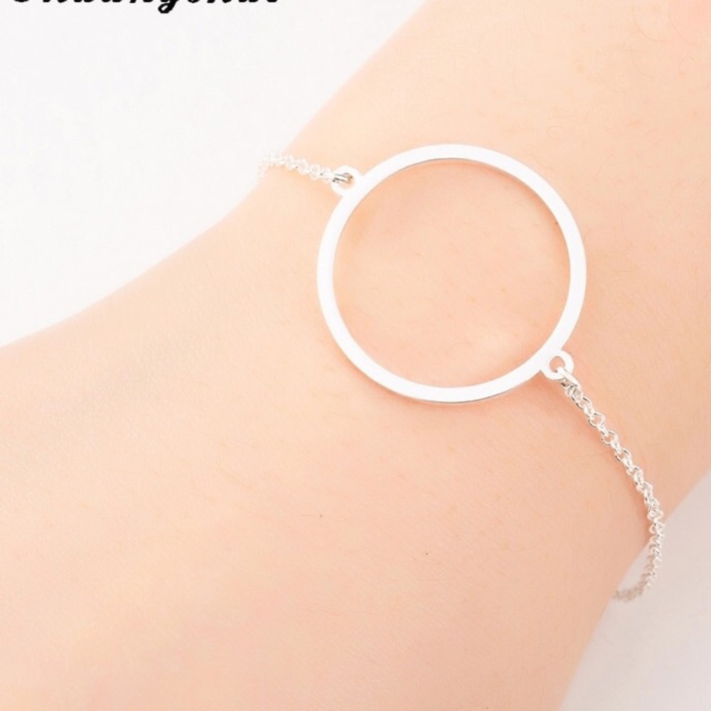 NEW Round Pendant Bracelet